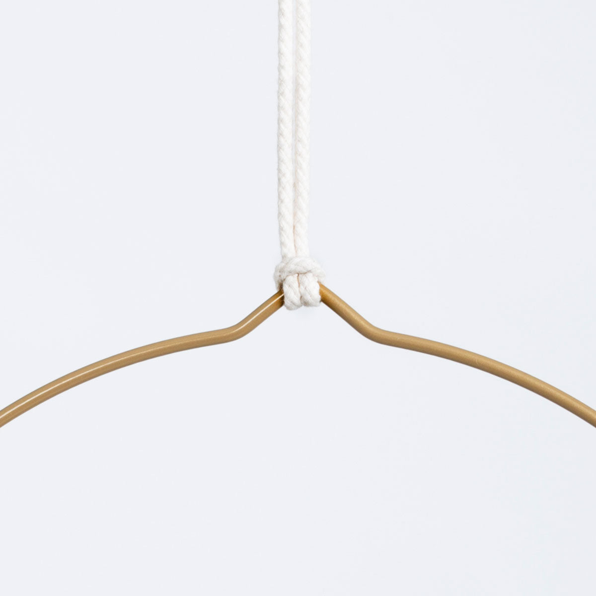 DraadZaken_planthanger_trigona_dreieck_gold_3