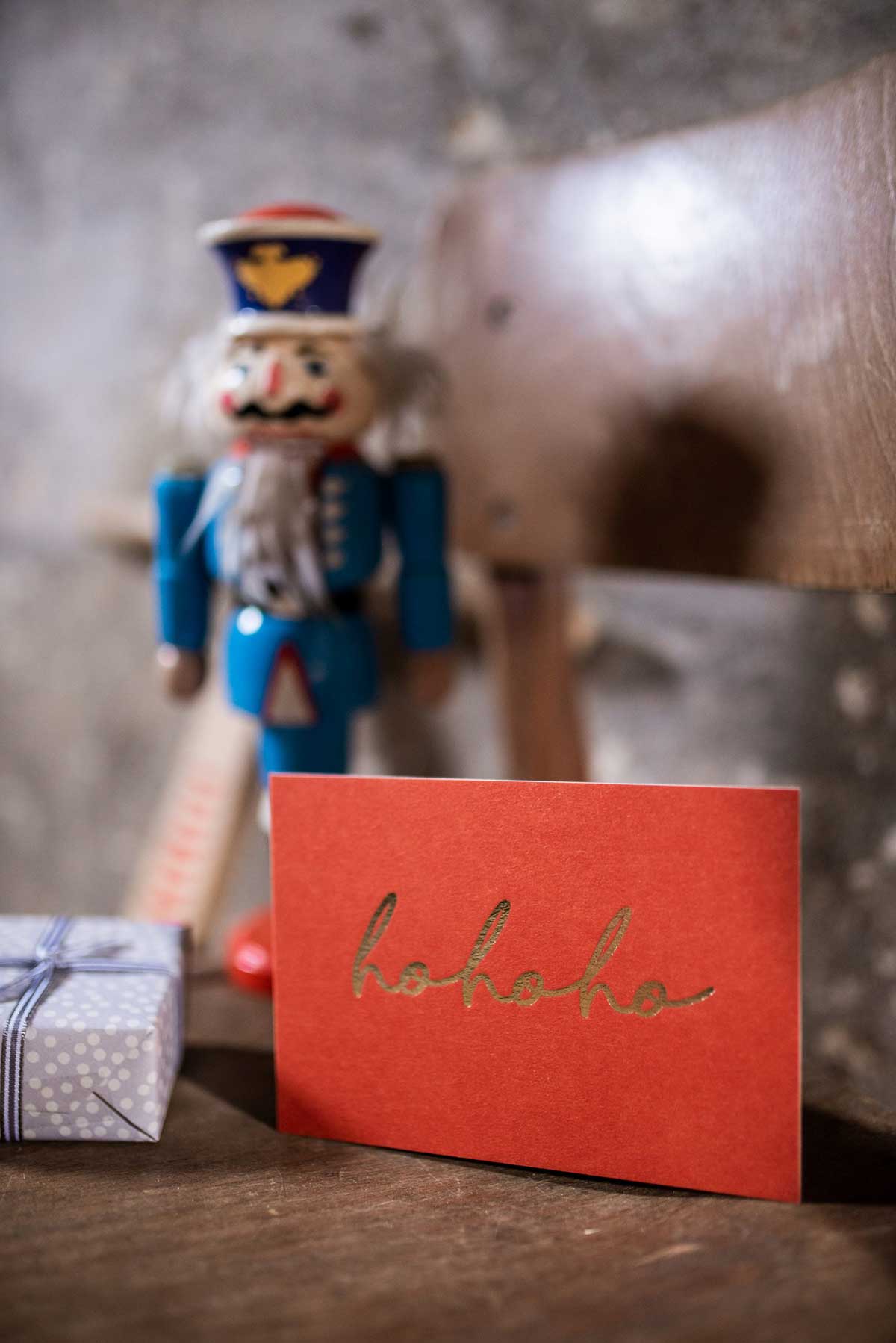 avayves_1214_Postkarte_hohoho_rot_01