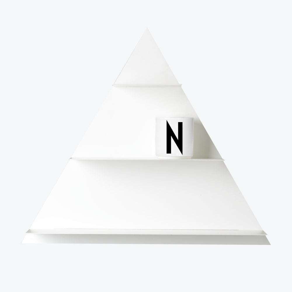 designletters_paper_white_triangle_159ca744a7b4ae