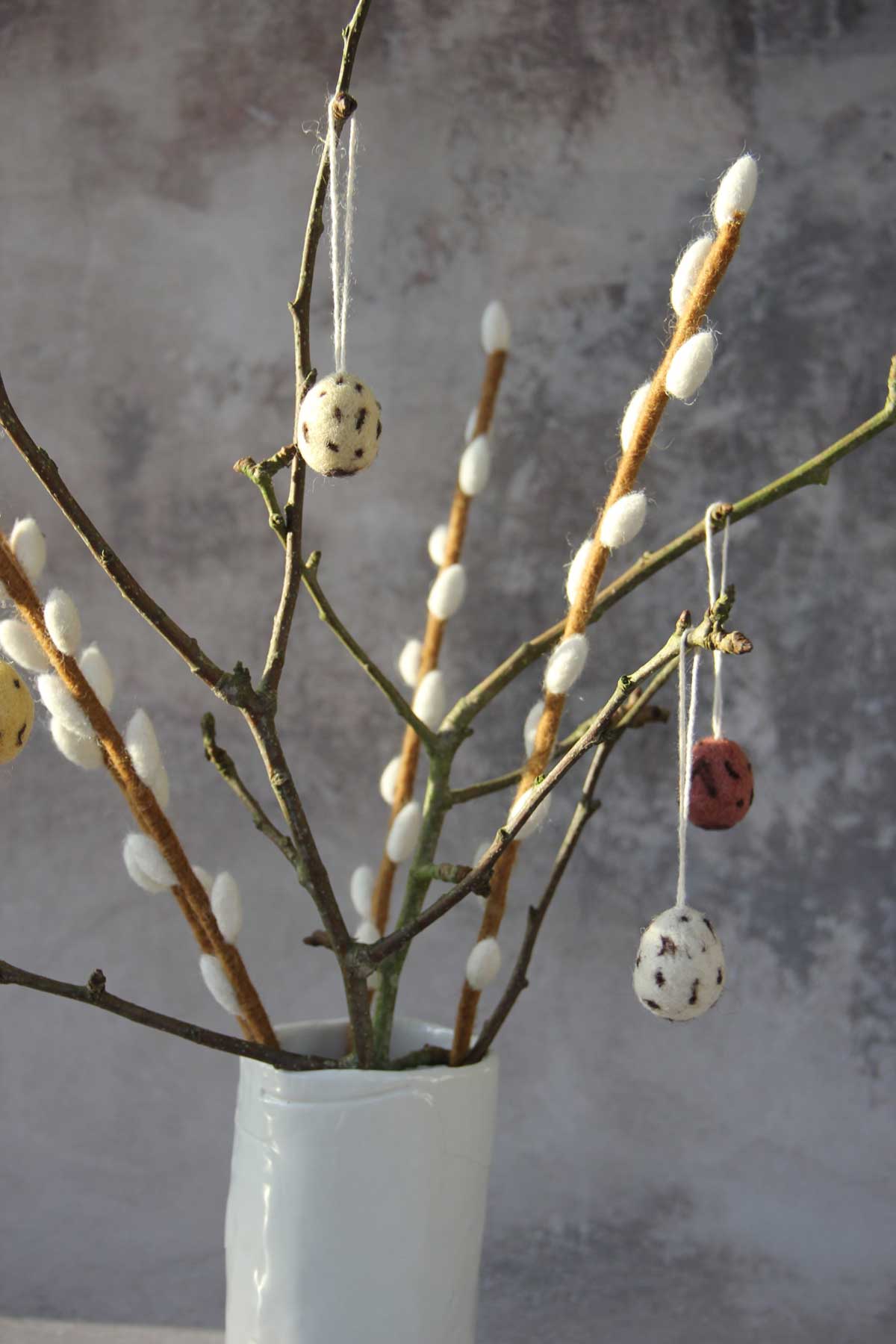 engrysif_weidenzweig_filz_weiss_03