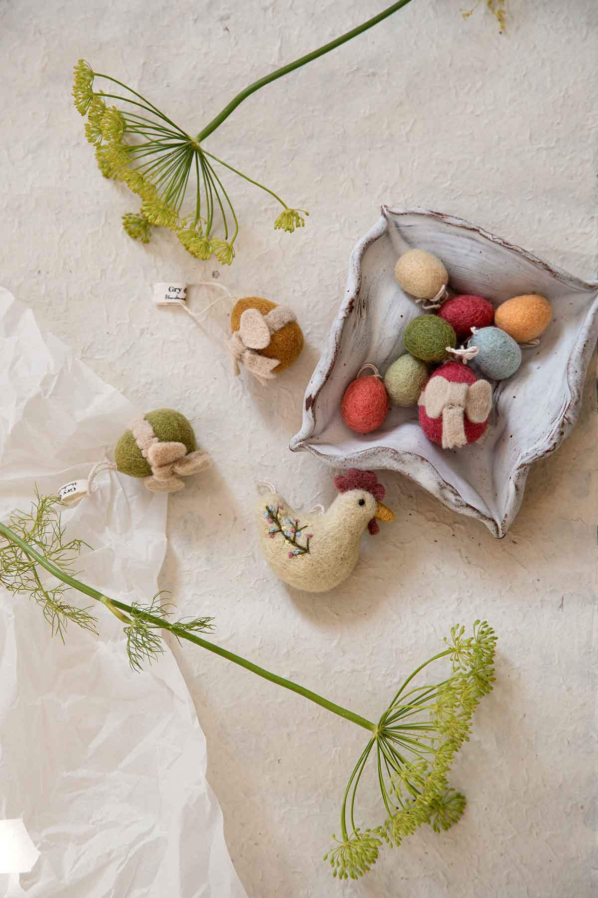 gry-sif_16215_osterei_mit_schleife_bunt_01