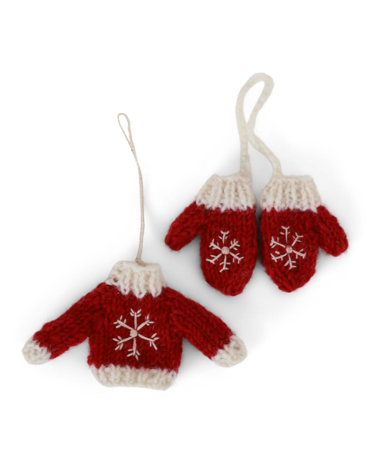 Strickpullover Handschuhe Filzanhänger Baumschmuck Rot