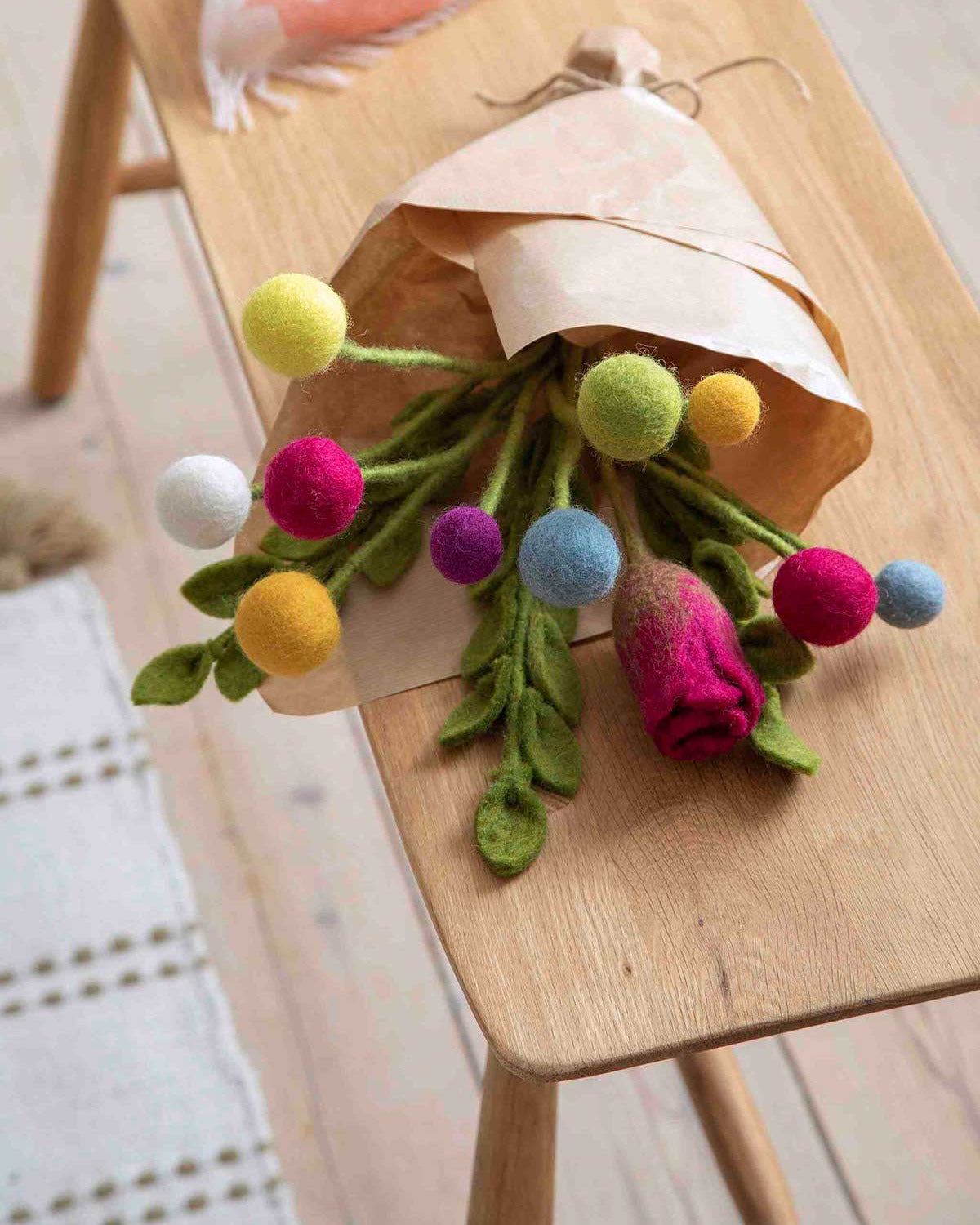 gry_sif_18613_filzblumenstrauss_02