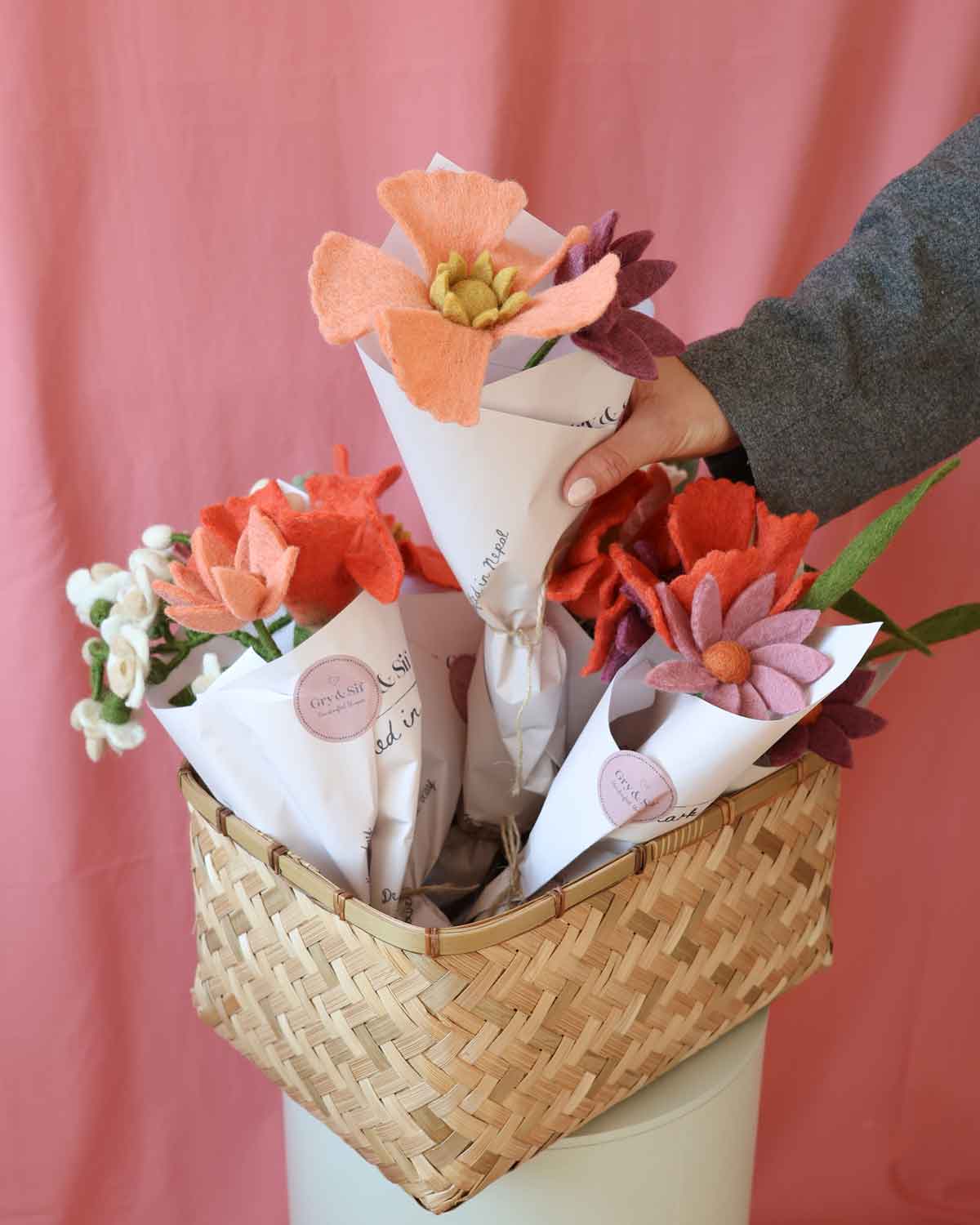 Sticker für Geschenkpapier Filzblumen 4,5 cm