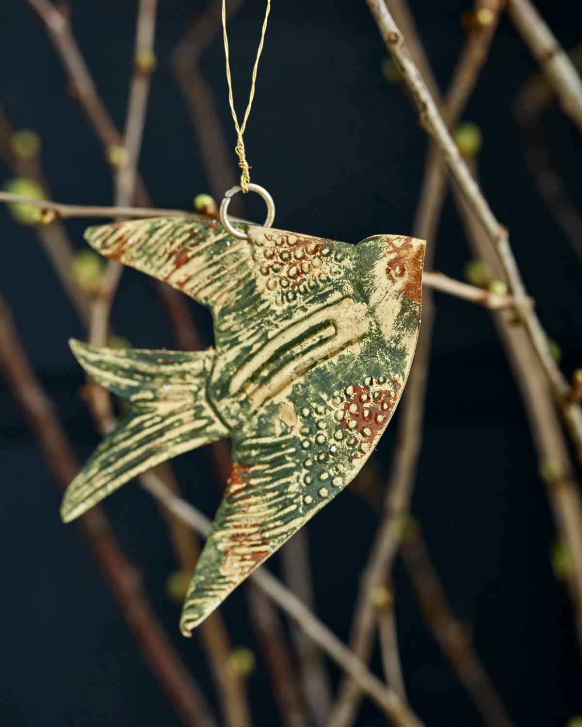 Vogel Anhänger Eisen Frühlingsdeko Gold/Grün 12 cm