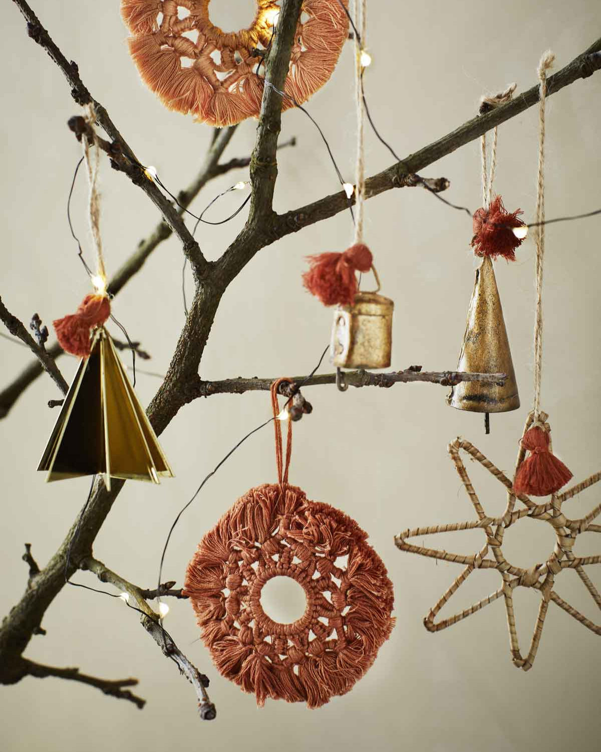 madamstoltz_25989g_tannenbaum_gold_02