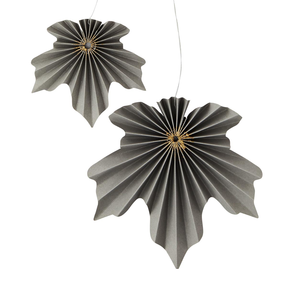 madamstoltz_m1810-1b_papier_blaetter_grau_02