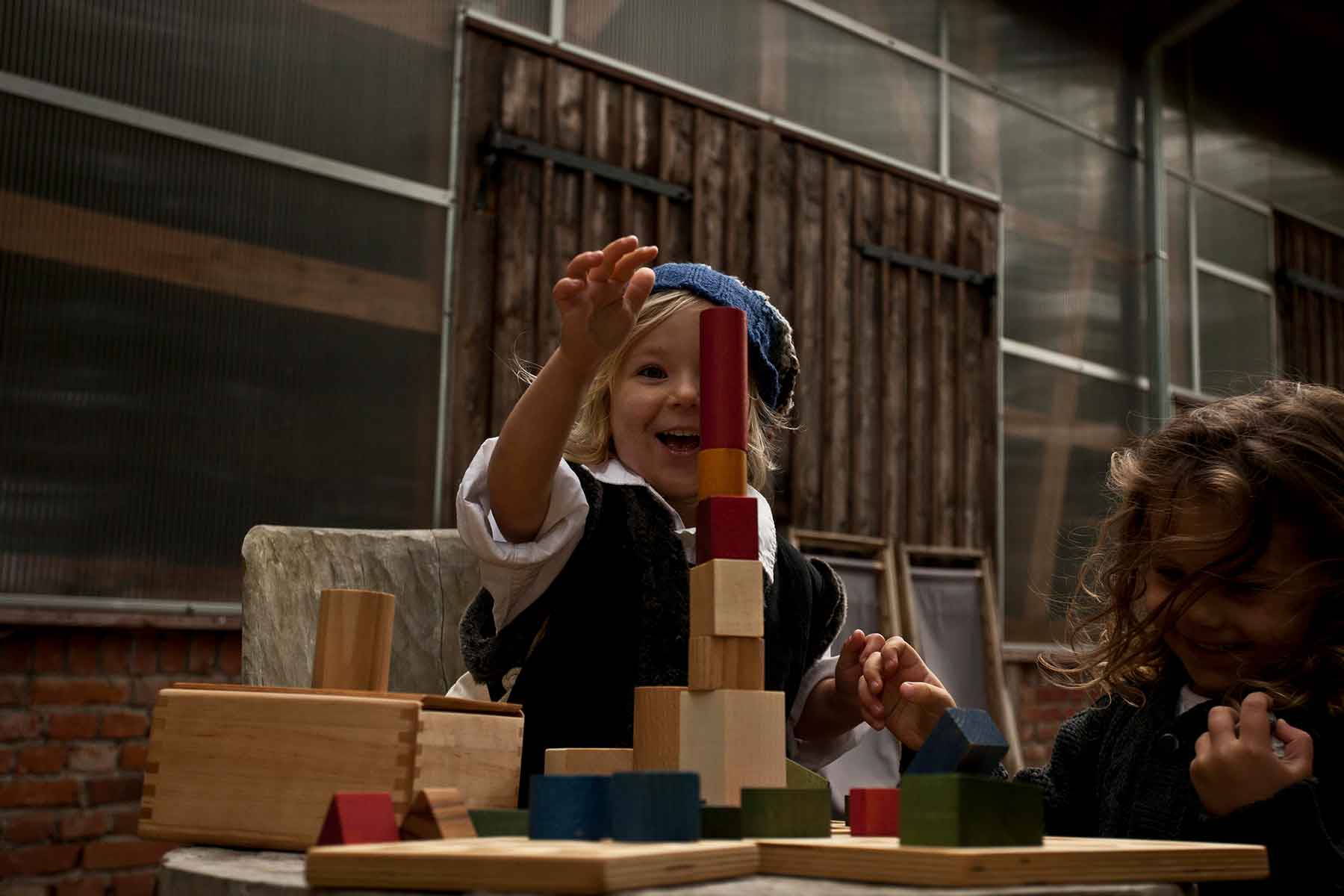 Bauklötze mit Holzkiste Regenbogen Montessori Holzspielzeug