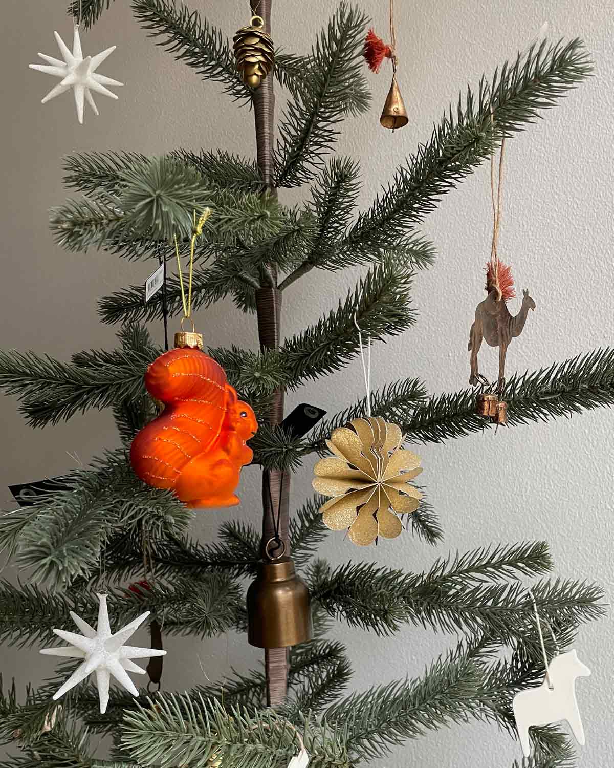 Schneeflocke Papierstern Weihnachtsdeko Gold 8 cm