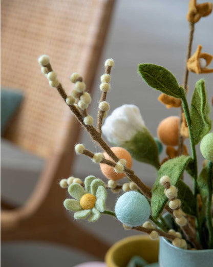 Zweig mit Beeren Filzblume 60 cm