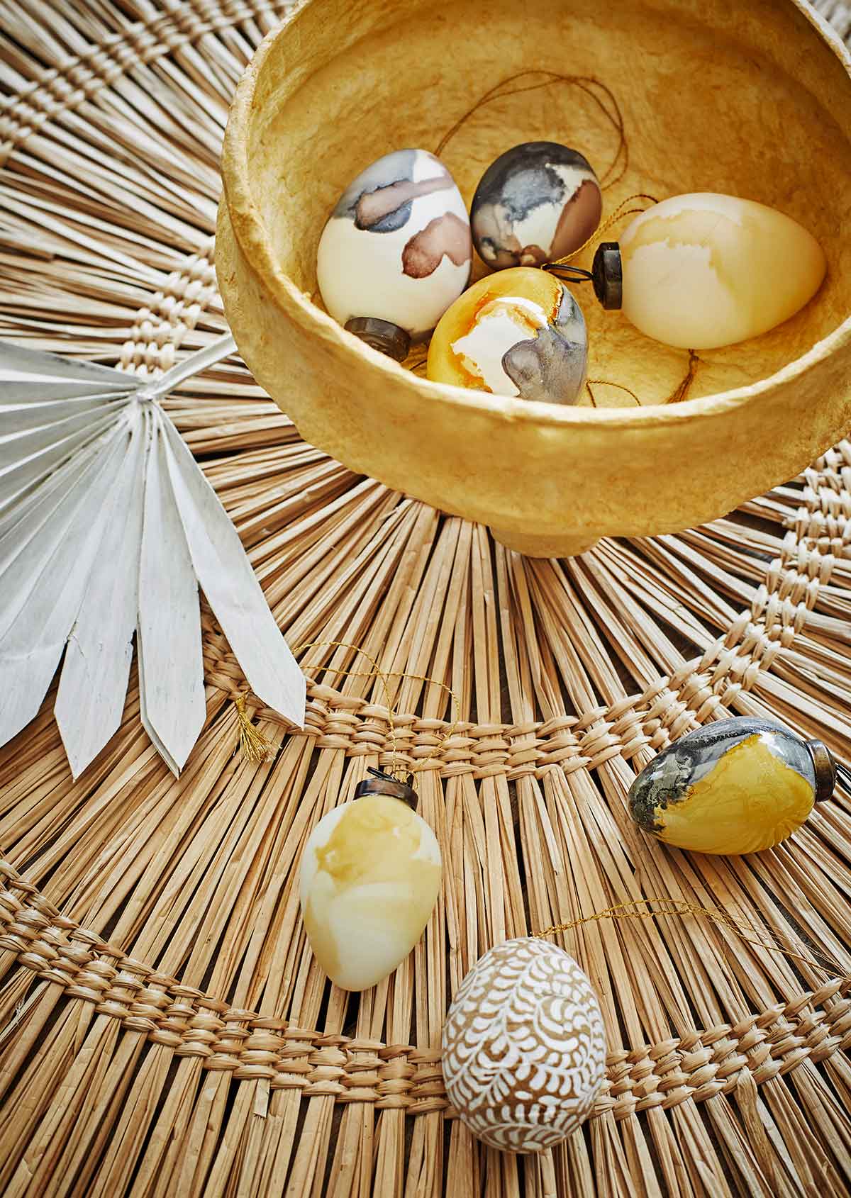 madamstoltz_glaseier_osterdeko_01